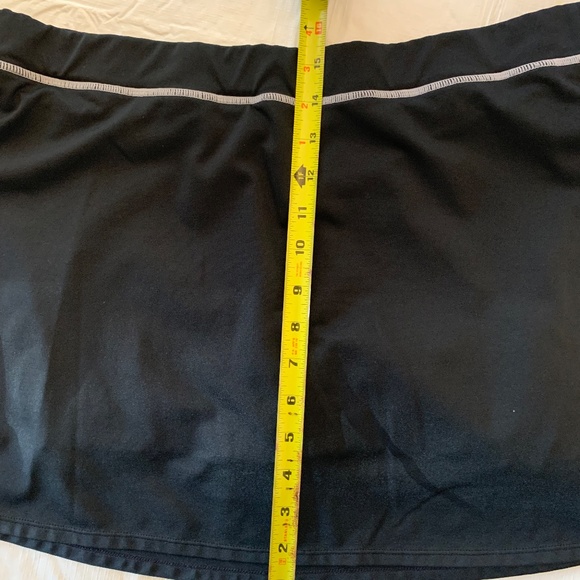Tennis Skirt / Skort - New Balance - Picture 3 of 4